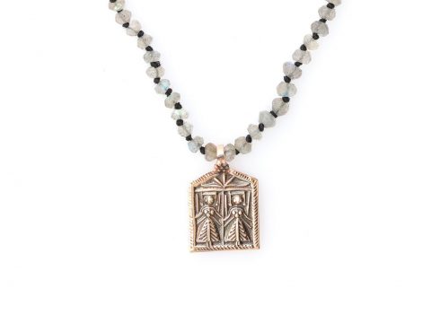 Rainbow Moonstone Orta İki Kadın Kolye